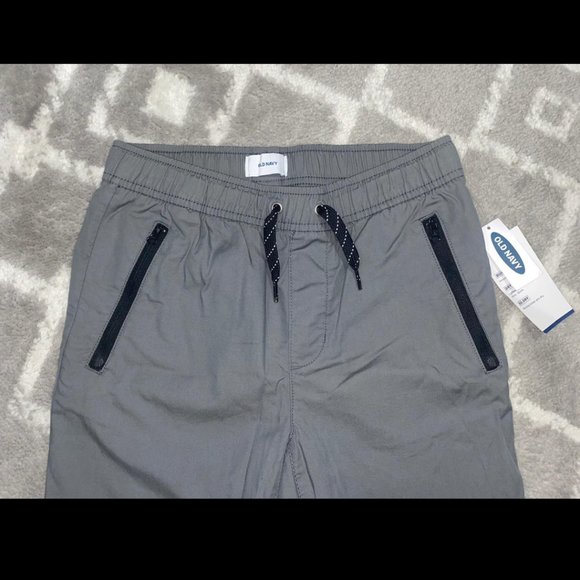 Old Navy ZipPocket Gray Jogger Tech Pants for Boys - Picture 3 of 4